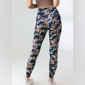 Balance Athletica / Vitality Brown Blue Camo Legging